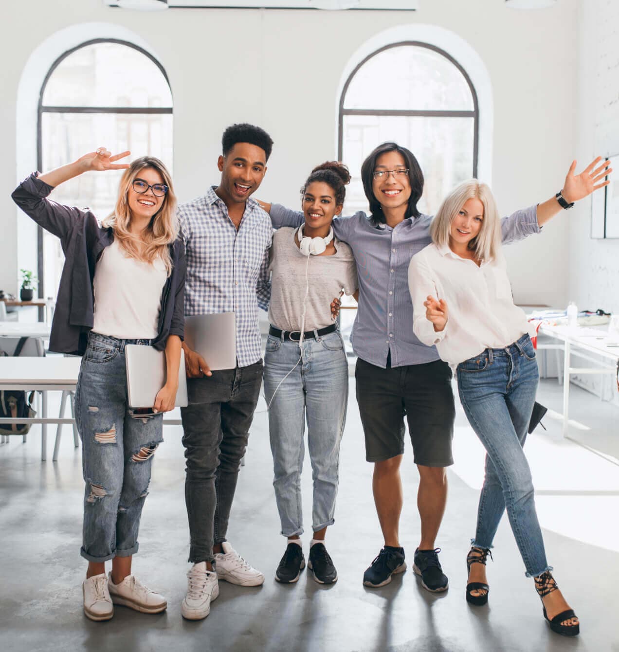 About Achiera Global Utama – team working together